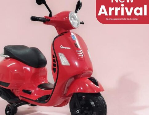 RIDE ON SCOOTER VESPA